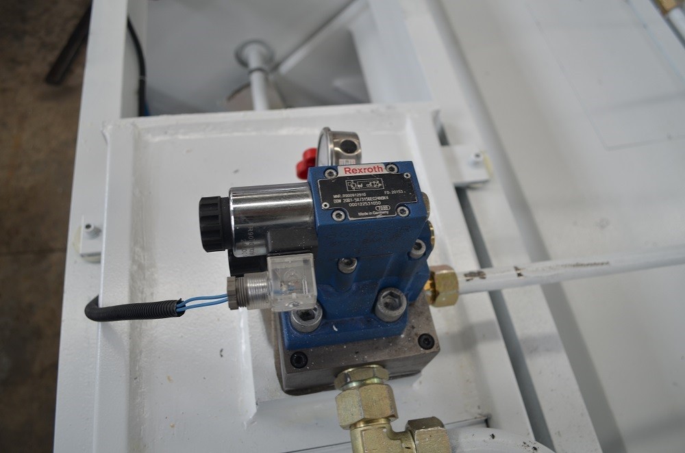 6*3200mmギロチンせん断金属せん断油圧鉄板切断せん断機