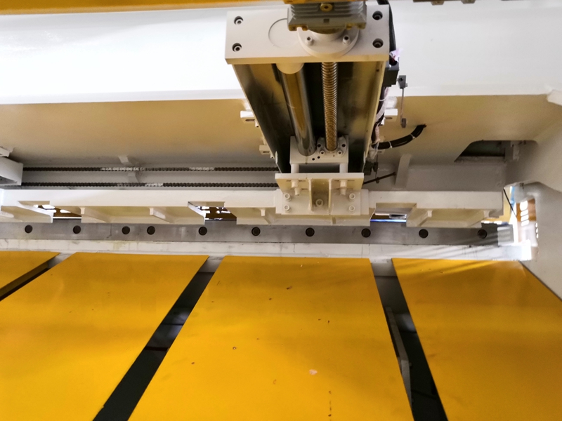 6mmQ11電気板金せん断機8フィート板金せん断機