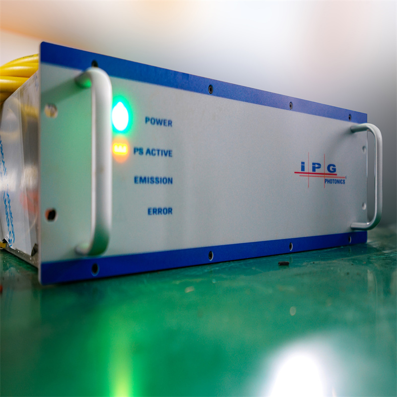 CNC板金ファイバーレーザー切断機