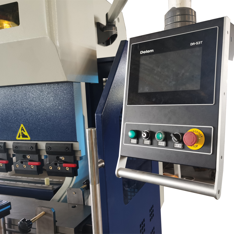 China Metal Hydraulic Press Brake Machine With Reasonable Price リーズナブルな価格で中国の金属油圧プレスブレーキマシン