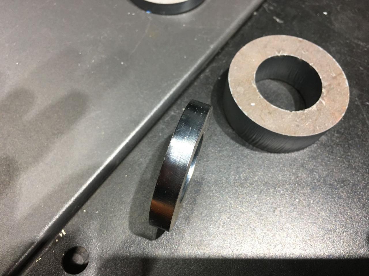 Cnc Fiber Laser Metal Cutting Machine 2000w Fiber Laser Cutting Machine CNCファイバーレーザー金属切断機2000wファイバーレーザー切断機