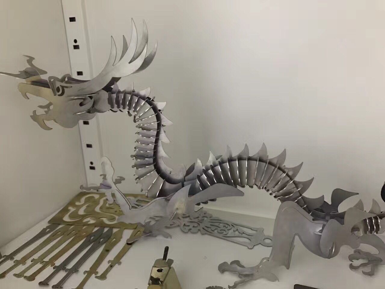 Cnc Fiber Laser Metal Cutting Machine 2000w Fiber Laser Cutting Machine CNCファイバーレーザー金属切断機2000wファイバーレーザー切断機