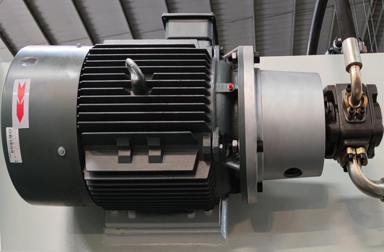 Da-66t Controller Cnc Hydraulic Press Brake Price With 3d Touch Screen System Da-66tコントローラーCNC油圧プレスブレーキの価格(3Dタッチスクリーンシステム付き)