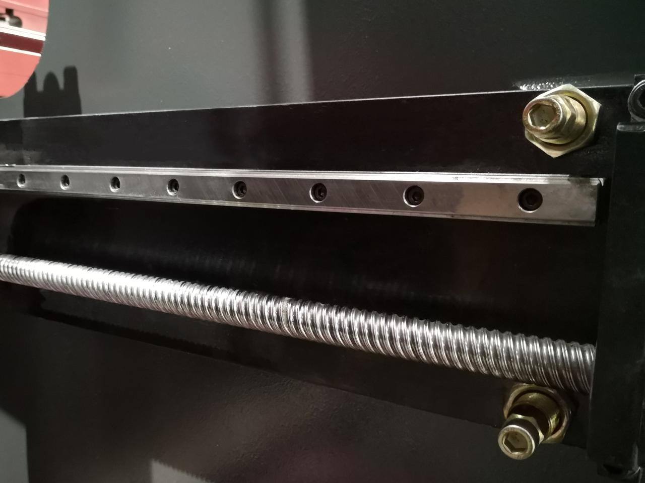 Delem Da66t 125 3+1 4+1 6+1 8+1 Cnc Hydraulic Press Brake For Metal Plate Bending Delem Da66t 125 3 + 1 4 + 1 6 + 1 8 +1Cnc油圧プレスブレーキ金属板曲げ用