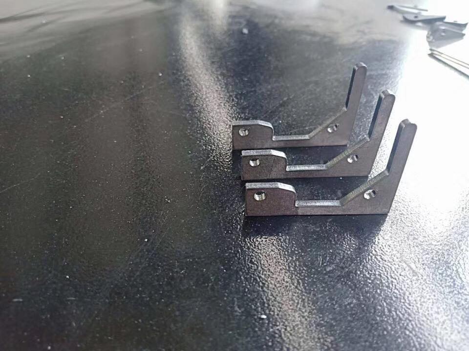 High Power 3015 2000W Metal Sheet Cnc Fiber Laser Cutting Machine ハイパワー30152000WメタルシートCNCファイバーレーザー切断機