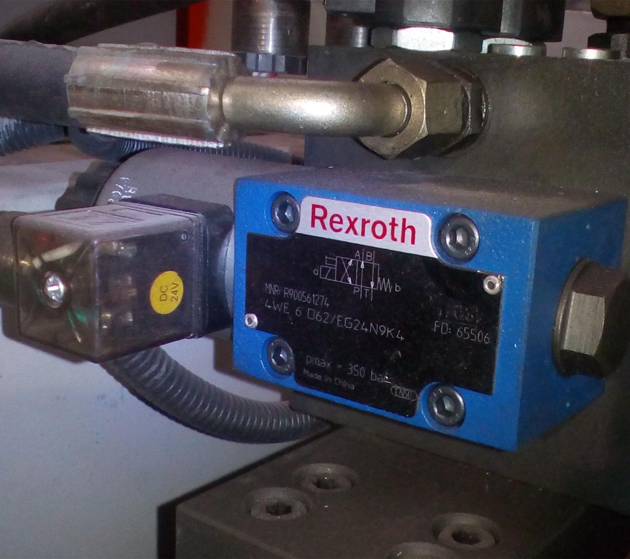 High Quality 3m Press Brake Machine Hydraulic 100 Ton For Sheet Metal Bending 板金曲げ用の高品質3mプレスブレーキマシン油圧100トン