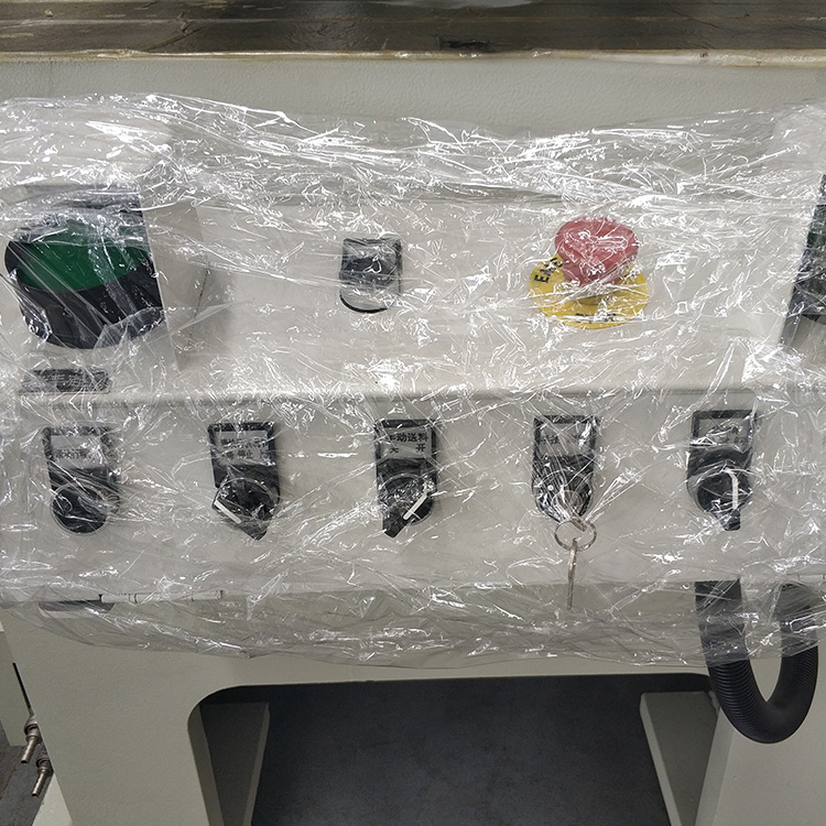 Pneumatic Friction Clutch High Performance Punch Press Machine 空気圧摩擦クラッチ高性能パンチプレス機