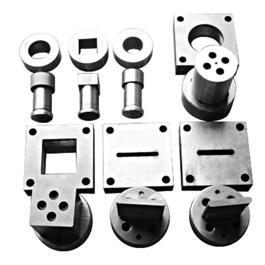 Steel Plate Angle Cutting Punching Notching Machine Hydraulic Ironworker For Sale 販売のための鋼板アングルカッティングパンチングノッチングマシン油圧鉄工