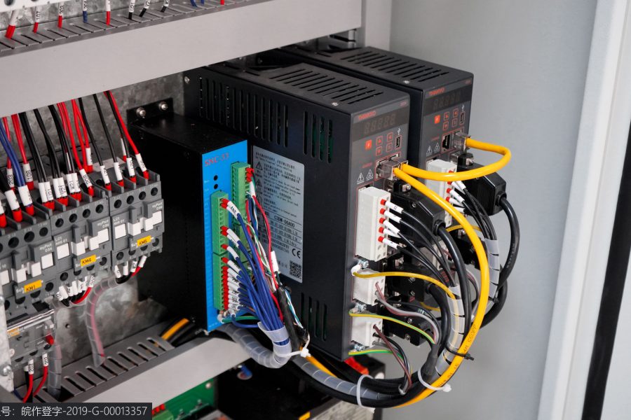 Wc67 Hydraulic Press Brake / CNC Press Bending Machine / Plate Bending Machine China Wc67油圧プレスブレーキ/CNCプレス曲げ機/プレート曲げ機中国