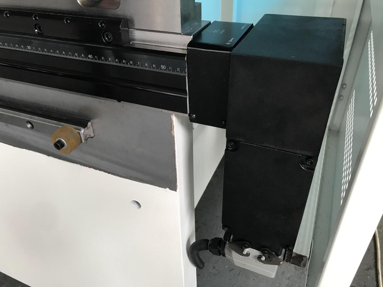 Wc67y-65/2500 Oem Hydraulic Press Brake Machine Steel Bending Machine Wc67y-65 /2500OEM油圧プレスブレーキ機鋼曲げ機