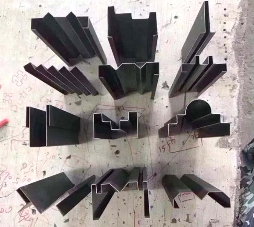 Wc67yk 80 100 160 200 Ton 3200mm E21 Nc Sheet Metal Oil Hydraulic Press Brake Price Wc67yk80100160200トン3200mmE21Nc板金オイル油圧プレスブレーキ価格